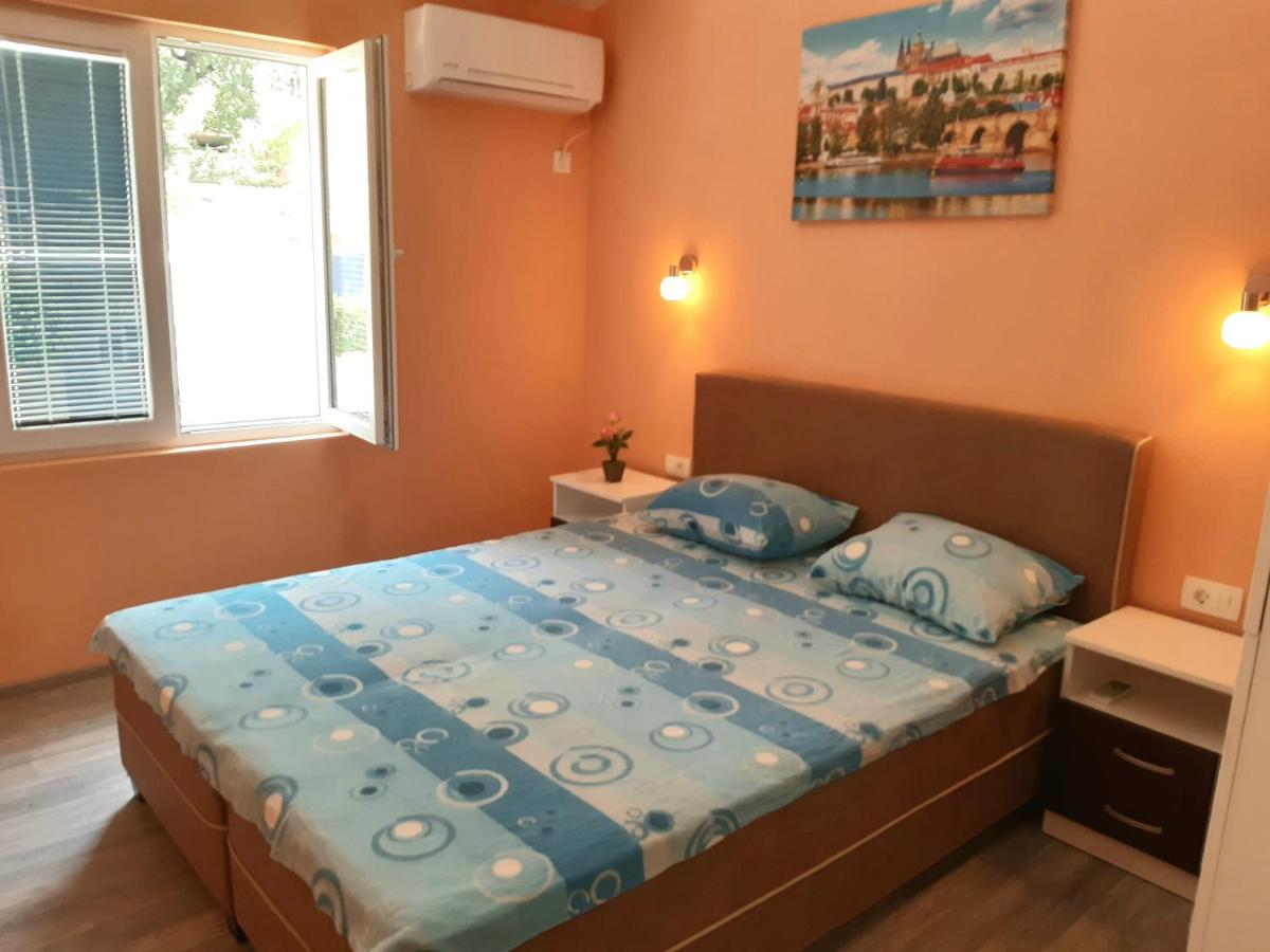 Apartments Sonja โกตอร์ ภายนอก รูปภาพ