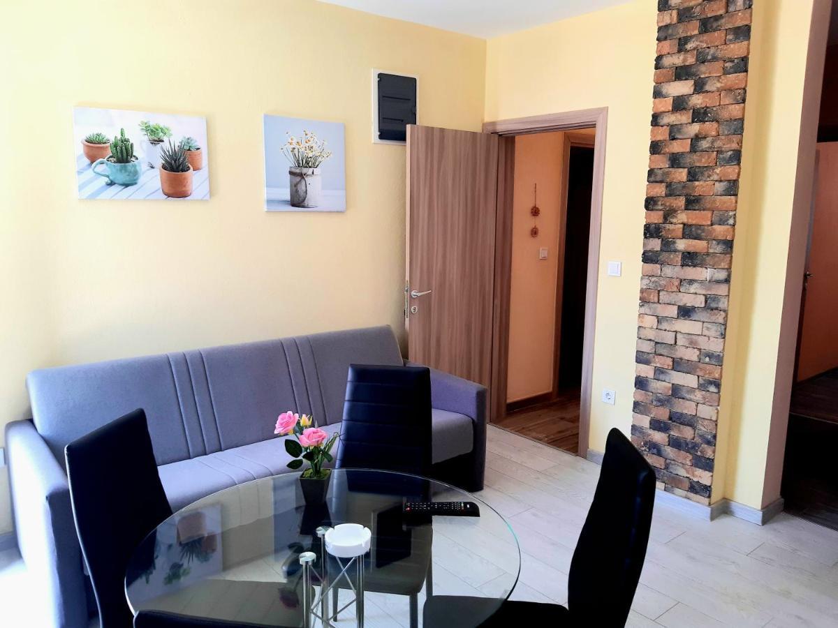 Apartments Sonja โกตอร์ ภายนอก รูปภาพ
