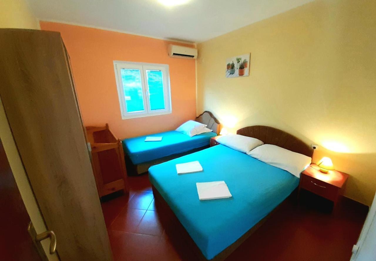 Apartments Sonja โกตอร์ ภายนอก รูปภาพ